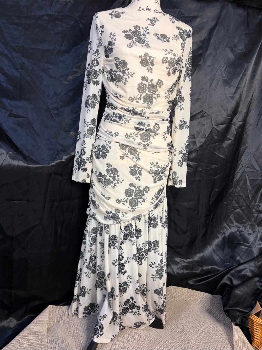 Romantic French Market Floral Ruched Midi Dress Dark Cottagecore whimsygoth